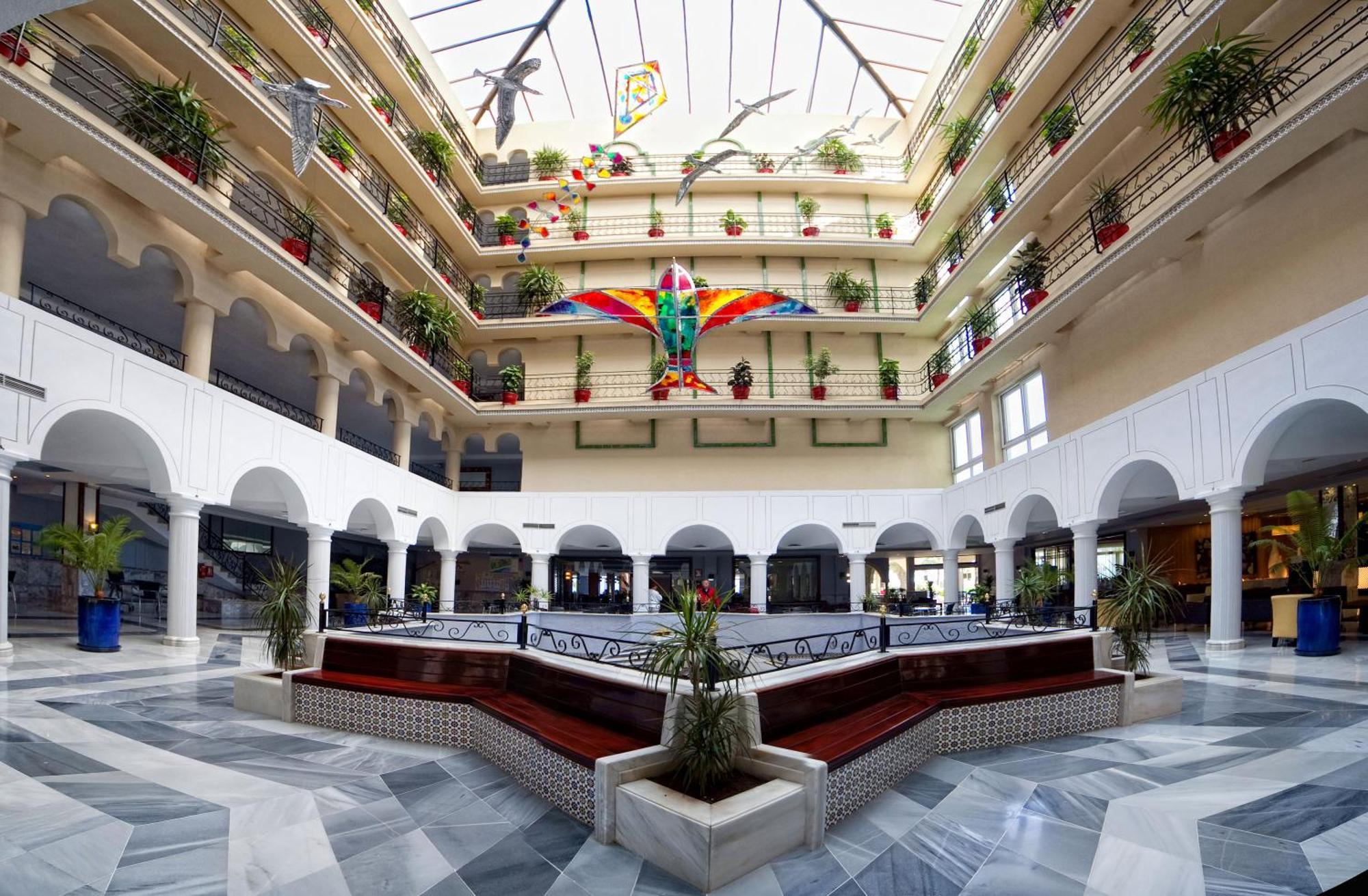 Готель Evenia Zoraida Garden Рокетас-де-Мар Екстер'єр фото